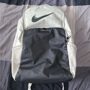 Nike Men's Black and White Backpack